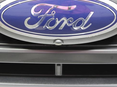 Used 2023 Ford F150 Lariat w/ Equipment Group 502A High AWD/4WD image 59