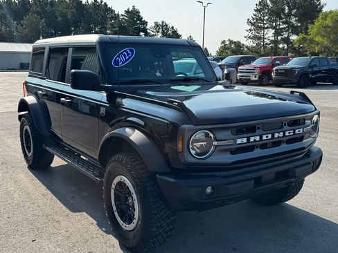 Used 2023 Ford Bronco Big Bend w/ Sasquatch Package AWD/4WD image 7