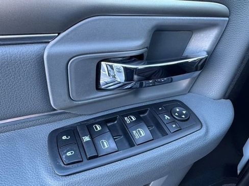 Used 2018 RAM 1500 Big Horn image 26