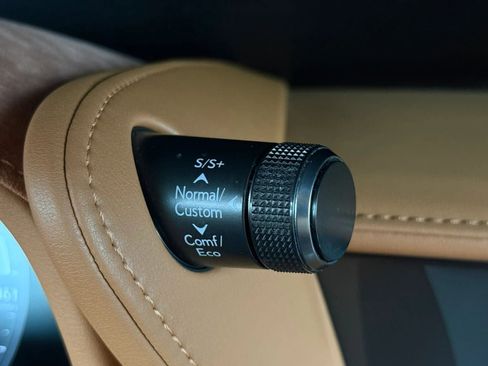 Used 2018 Lexus LC 500 Coupe w/ Sport Package RWD image 54