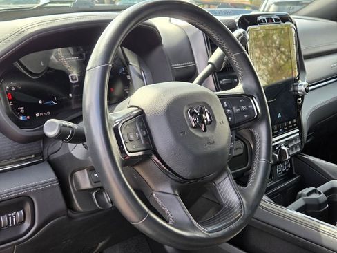 Used 2023 RAM 2500 Limited AWD/4WD image 26