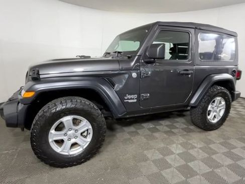 Used 2019 Jeep Wrangler Sport AWD/4WD image 10