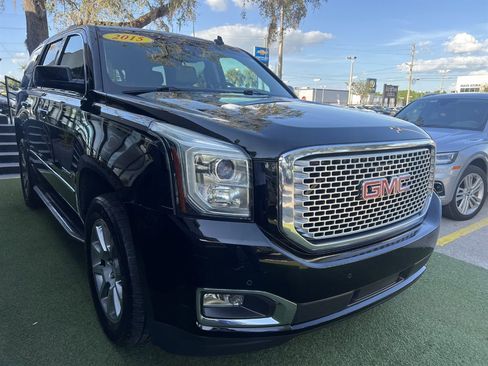 Used 2015 GMC Yukon Denali w/ Touring Package RWD image 3