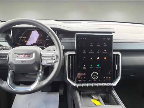 Used 2026 GMC Acadia Elevation w/ Elevation Premium Package FWD image 14