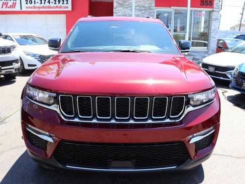 Used 2024 Jeep Grand Cherokee Limited 4xe AWD/4WD image 8