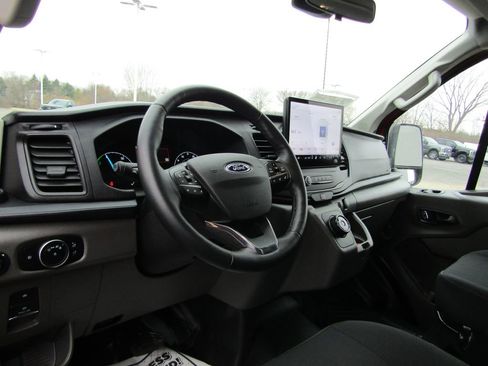 Used 2024 Ford E-Transit Low Roof RWD image 15