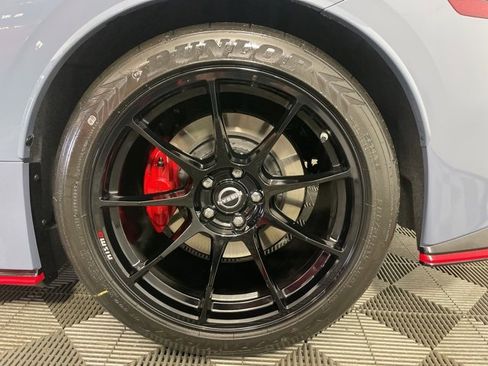 New 2024 Nissan Z NISMO w/ Floor Mat Package image 7