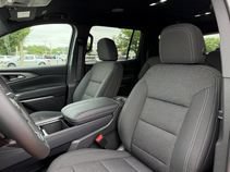 New 2026 Chevrolet Traverse LT w/ Driver Confidence Package FWD image 12