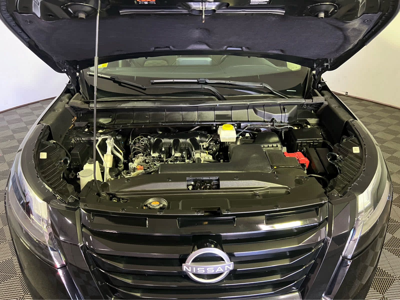 Certified 2023 Nissan Pathfinder SV w/ SV Premium Package AWD/4WD image 34
