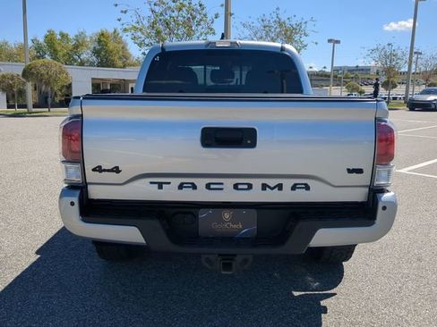 Used 2023 Toyota Tacoma TRD Sport image 5