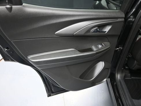 Used 2025 Chevrolet TrailBlazer RS w/ Convenience Package FWD image 27