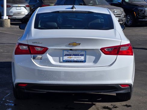 Used 2022 Chevrolet Malibu LS image 12