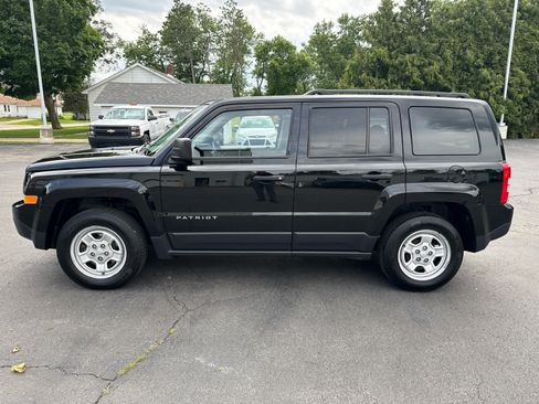 Used 2016 Jeep Patriot Sport FWD image 6