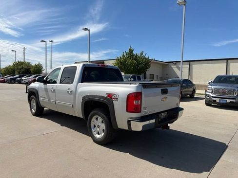 Used 2010 Chevrolet Silverado 1500 LTZ w/ Z71 Appearance Package AWD/4WD image 6