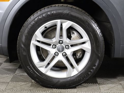 Used 2018 Audi Q5 2.0T Premium Plus w/ Premium Plus Package image 24