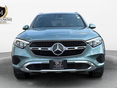 Used 2025 Mercedes-Benz GLC 300 4MATIC image 8