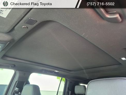 Used 2022 GMC Yukon XL Denali w/ Max Trailering Package image 9