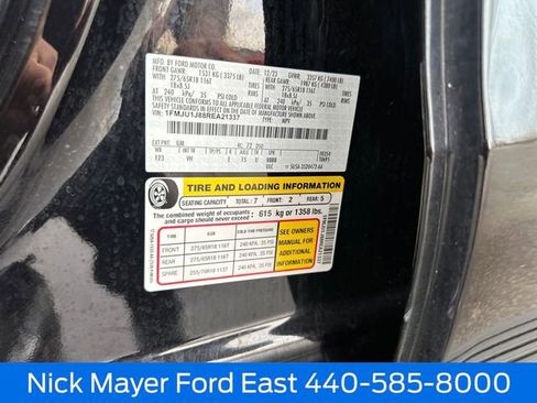 Certified 2024 Ford Expedition XLT image 27