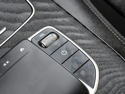 Used 2021 Mercedes-Benz E 350 4MATIC Sedan w/ Premium Package image 28