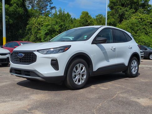 Used 2025 Ford Escape Active FWD image 1