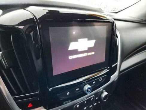 Used 2019 Chevrolet Traverse LT w/ LT Premium Package image 13