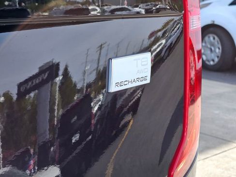 Certified 2024 Volvo XC90 T8 Ultimate AWD/4WD image 10
