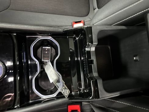 Used 2023 Jeep Grand Cherokee Laredo image 20