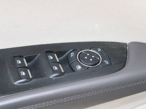 Used 2019 Lincoln Nautilus Reserve image 23