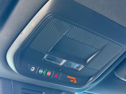 Used 2024 Chevrolet Equinox EV RS image 24