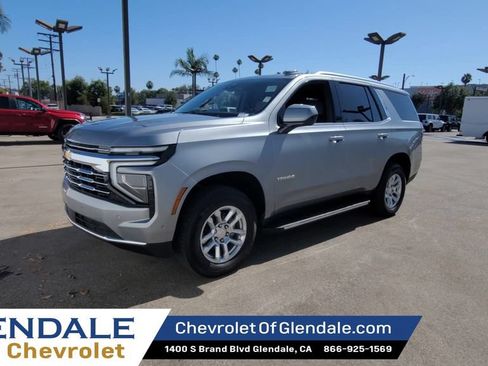 Certified 2025 Chevrolet Tahoe LT AWD/4WD image 4