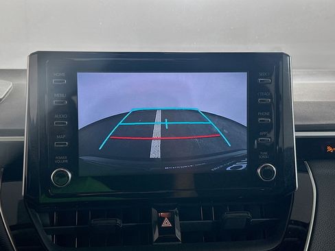 Used 2020 Toyota Corolla LE image 22