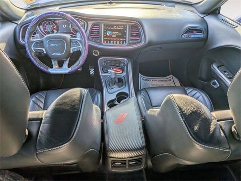 Used 2016 Dodge Challenger SRT image 22