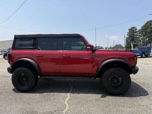 Used 2021 Ford Bronco Outer Banks w/ Sasquatch Package AWD/4WD image 17