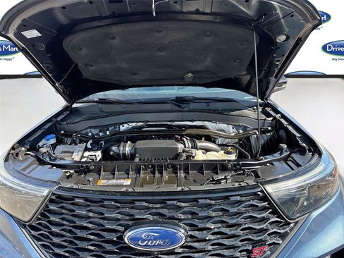 Used 2020 Ford Explorer ST w/ Premium Technology Package image 32