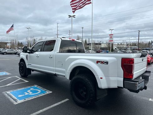 Used 2022 Ford F350 Lariat w/ Lariat Ultimate Package image 5