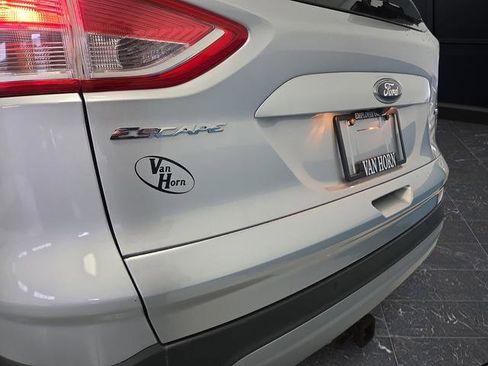 Used 2015 Ford Escape SE w/ Equipment Group 201A image 37