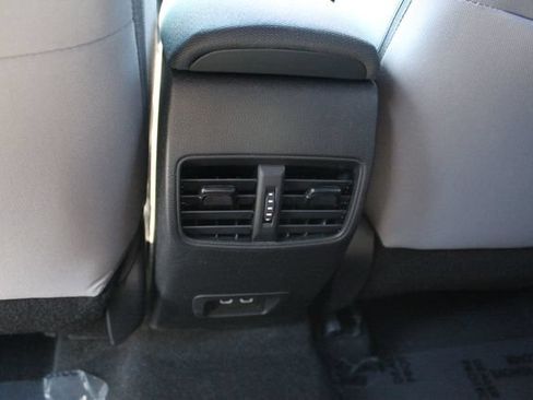 Used 2025 Toyota Corolla Cross AWD Hybrid image 10