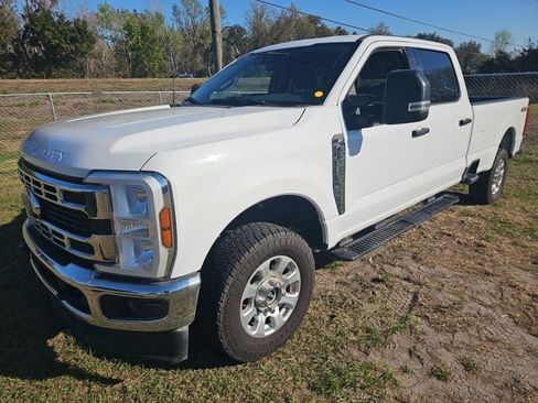 Used 2024 Ford F250 XLT image 11