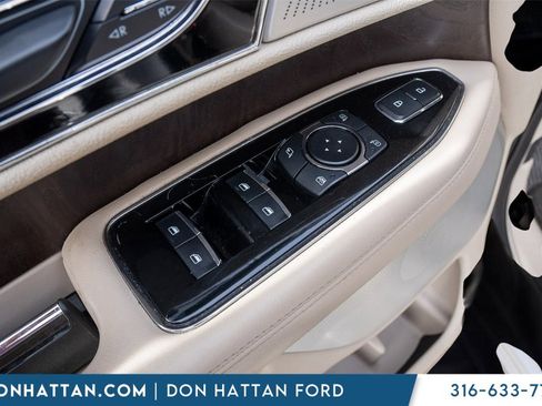 Used 2020 Lincoln Navigator Reserve w/ Luxury Package image 15