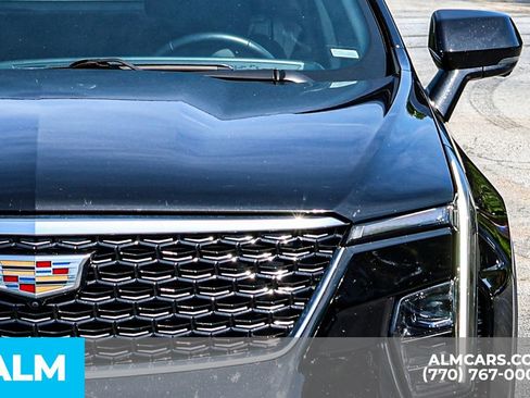 Used 2025 Cadillac XT4 Premium Luxury FWD image 15