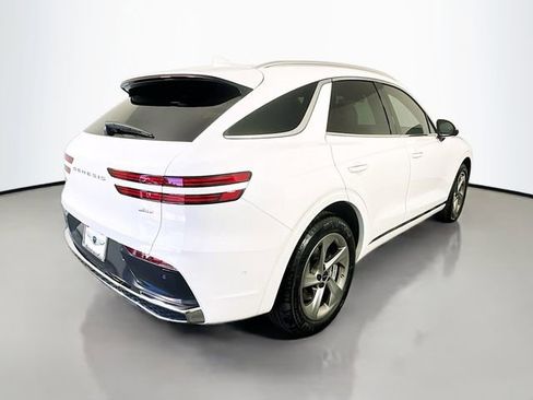 Certified 2026 Genesis GV70 2.5T Advanced image 5