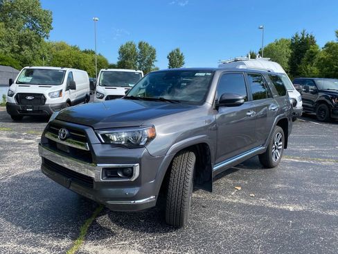 Used 2020 Toyota 4Runner Limited AWD/4WD image 6
