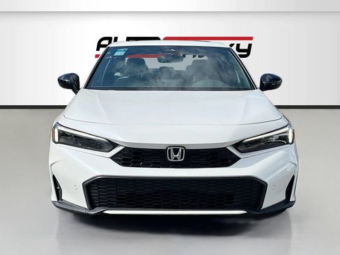 Used 2025 Honda Civic Sport Touring image 2