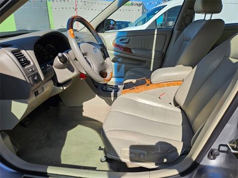 Used 2002 INFINITI I35 image 10