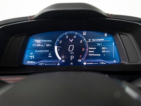 Used 2021 Chevrolet Corvette Stingray Preferred Cpe w/ Engine Appearance Package RWD image 30