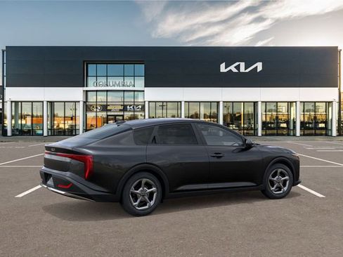 New 2026 Kia K4 FWD image 6