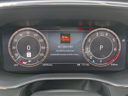 Used 2024 Jaguar F-PACE R-Dynamic S image 11