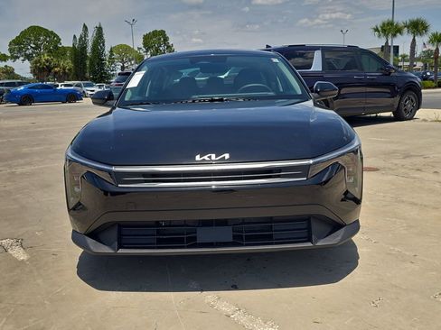 New 2026 Kia K4 FWD image 3