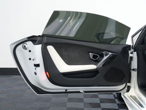 Used 2015 Lamborghini Huracan LP 610-4 image 22