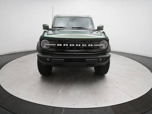 Used 2023 Ford Bronco Outer Banks w/ Sasquatch Package image 11